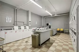 3060 Pharr Ct S, Atlanta, GA 30305 - Photo 16