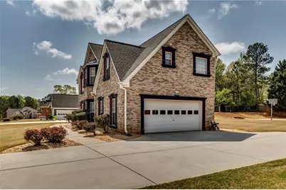 2860 Weatherstone Circle SE, Conyers, GA 30094 - Photo 2