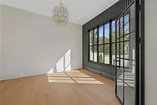 393 Karen Dr, Alpharetta, GA 30009 - Photo 12