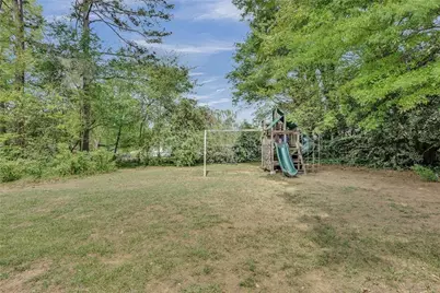 151 Suburban Drive NE, Kennesaw, GA 30144 - Photo 38