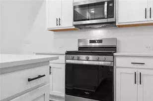 1637 Winpost Ln, Atlanta, GA 30318 - Photo 12