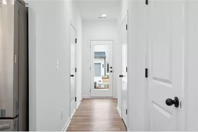 1637 Winpost Lane, Atlanta, GA 30318 - Photo 14