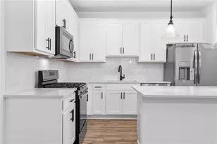 1637 Winpost Ln, Atlanta, GA 30318 - Photo 10