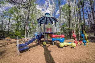 400 Shelli Ln, Roswell, GA 30075 - Photo 30