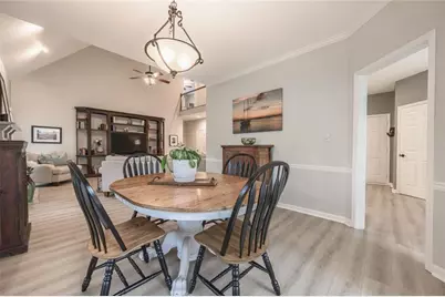 400 Shelli Lane, Roswell, GA 30075 - Photo 16