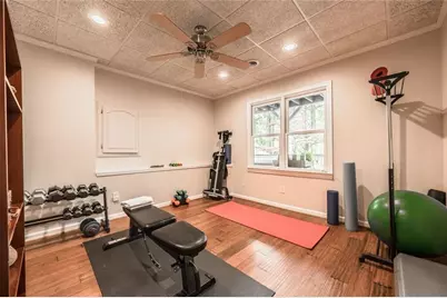 400 Shelli Lane, Roswell, GA 30075 - Photo 12