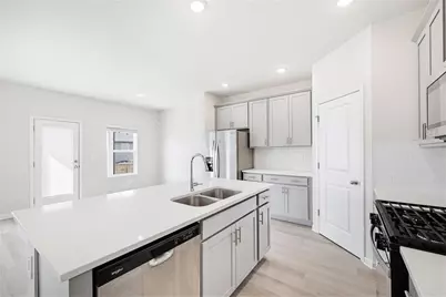 7768 Richmond Trail, Fairburn, GA 30213 - Photo 10