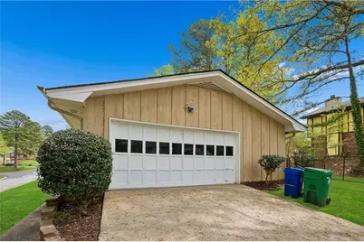 4601 Wendover Drive, Stone Mountain, GA 30083 - Photo 32
