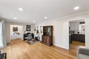 4601 Wendover Dr, Stone Mountain, GA 30083 - Photo 10