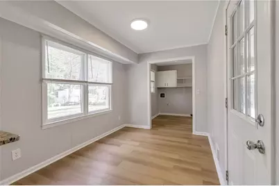 574 Horseshoe Circle SW, Lilburn, GA 30047 - Photo 10