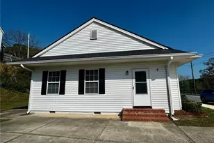 9 Victory St, Gainesville, GA 30501 - Photo 10