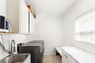 1081 Tennyson Pl NE, Atlanta, GA 30319 - Photo 38