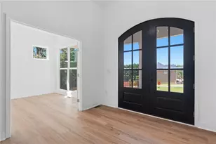5609 Pleasant Woods Dr, Flowery Branch, GA 30542 - Photo 4
