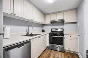 1501 Clairmont Rd, Decatur, GA 30033 - Photo 8