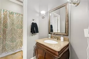 1029 Laurel Grove Ct, Suwanee, GA 30024 - Photo 12