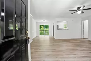 106 Sterling Ct, Alpharetta, GA 30004 - Photo 2
