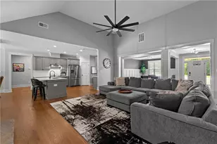 27 Dorian Ct, Newnan, GA 30265 - Photo 8