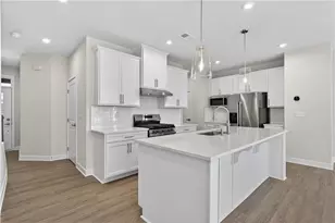 325 Enchanted Ct, Fayetteville, GA 30214 - Photo 16