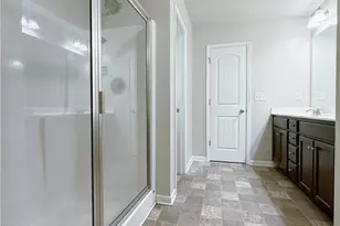 910 Walnut Woods Dr, Braselton, GA 30517 - Photo 12