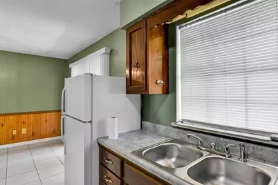 8941 Ashwood Drive, Riverdale, GA 30274 - Photo 12