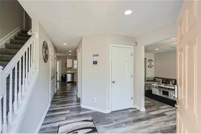 3370 Flagstone Trace, Ellenwood, GA 30294 - Photo 4