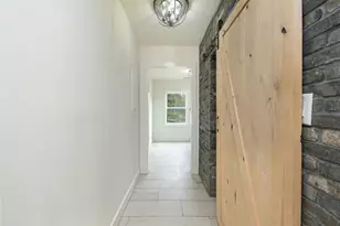 15585 Thompson Rd, Alpharetta, GA 30004 - Photo 24