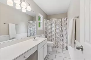 2740 Royal Bluff, Decatur, GA 30030 - Photo 32