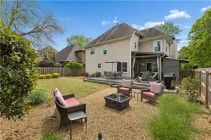 2740 Royal Bluff, Decatur, GA 30030 - Photo 2