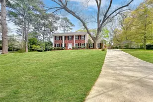 2484 Powers Ferry Dr SE, Marietta, GA 30067 - Photo 4