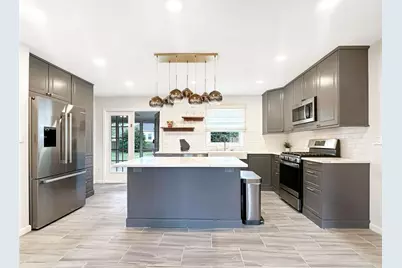 2484 Powers Ferry Drive SE, Marietta, GA 30067 - Photo 2