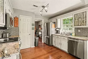 1959 SW McAdoo Ct, Marietta, GA 30064 - Photo 10
