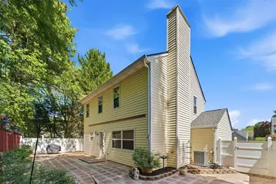 3859 Sunview Drive NW, Acworth, GA 30101 - Photo 4