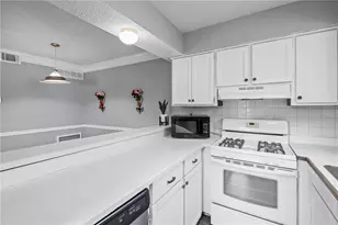 549 Summit Ln SW, Marietta, GA 30008 - Photo 16