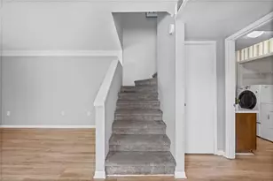 549 Summit Ln SW, Marietta, GA 30008 - Photo 6