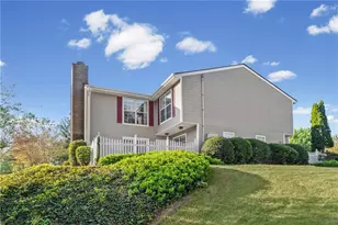 549 Summit Ln SW, Marietta, GA 30008 - Photo 2