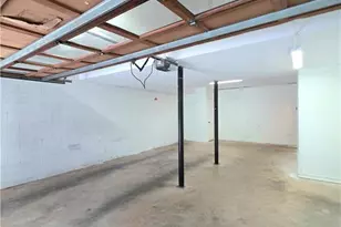 765 N Parkwood Rd, Decatur, GA 30030 - Photo 26