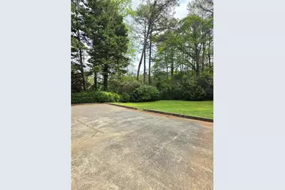 765 N Parkwood Road, Decatur, GA 30030 - Photo 28