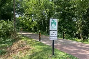 2099 Adams Dr NW, Atlanta, GA 30318 - Photo 32