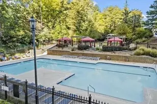 799 Hammond Dr, Atlanta, GA 30328 - Photo 16