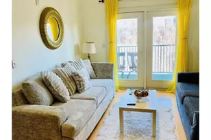 799 Hammond Dr, Atlanta, GA 30328 - Photo 2