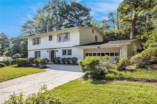 3439 Heartwood Ln, Atlanta, GA 30340 - Photo 2