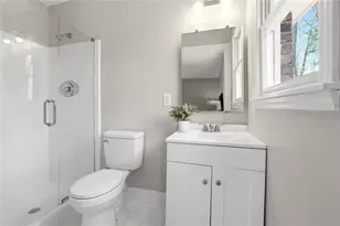 4304 Lindsey Way NE, Roswell, GA 30075 - Photo 12