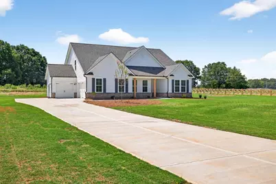 37 Cherokee Court, Good Hope, GA 30641 - Photo 4