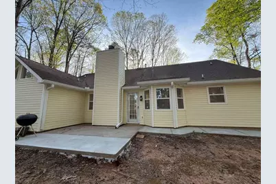 35 Lindsey Lane, Sharpsburg, GA 30277 - Photo 4