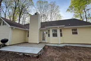 35 Lindsey Ln, Sharpsburg, GA 30277 - Photo 4