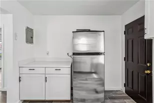 754 Pegg Rd, Atlanta, GA 30315 - Photo 10