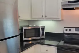 3777 Peachtree Road NE, Brookhaven, GA 30319 - Photo 14