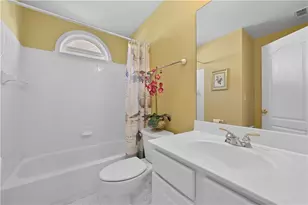 3945 Summit Gate Dr, Suwanee, GA 30024 - Photo 12