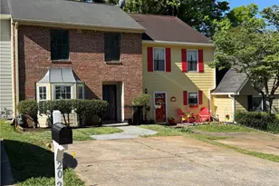 2021 Jebs Ct NW, Kennesaw, GA 30144 - Photo 2