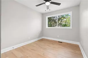 44 Bell St, Toccoa, GA 30577 - Photo 16